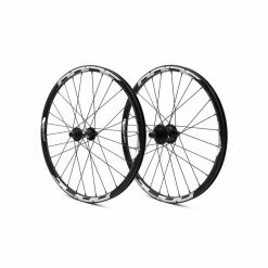 PAIRE DE ROUES PRIDE CONTROL EXP DISC 28H - BLACK