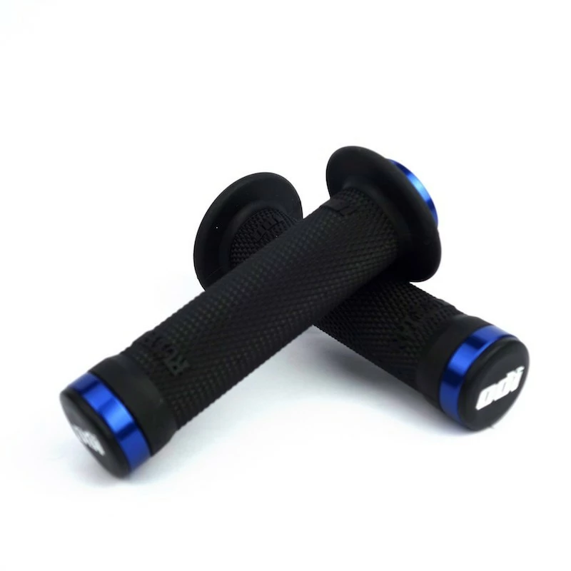 POIGNEES ODI BMX RUFFIAN FLANGE LOCK ON 130 MM BLACKGRIP BLACK/BLUE 1 POIGNEES ODI BMX RUFFIAN FLANGE LOCK ON 130 MM BLACKGRIP BLACK/BLUE