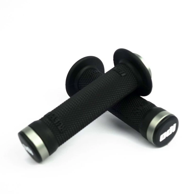 POIGNEES ODI BMX RUFFIAN FLANGE LOCK ON 143 MM BLACKGRIP GREY 1 POIGNEES ODI BMX RUFFIAN FLANGE LOCK ON 143 MM BLACKGRIP GREY
