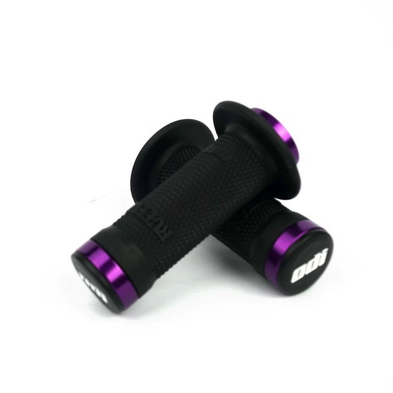 POIGNÉES ODI RUFFIAN BMX 100MM NOIR/PURPLE 1 POIGNÉES ODI RUFFIAN BMX 100MM NOIR/PURPLE